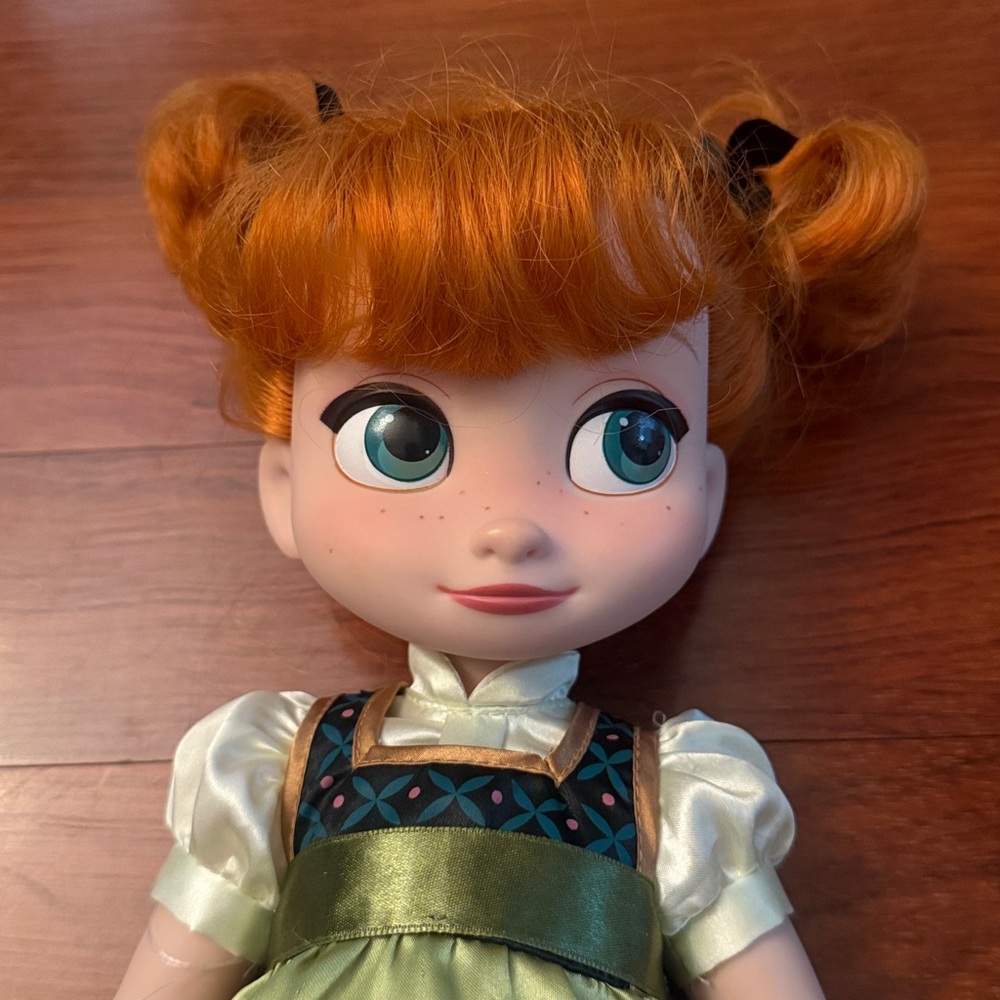 Elsa and Anna Frozen Dolls - Picture 5 of 7